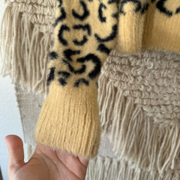 For Love & Lemons Angelina Leopard Cropped Cardigan - Picture 5 of 7